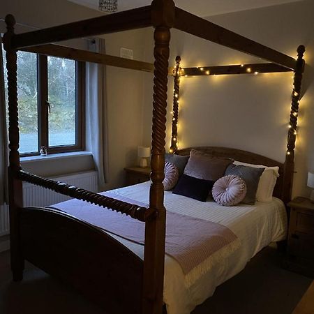 Secluded Hilltop Hideaway! Westport Bagian luar foto